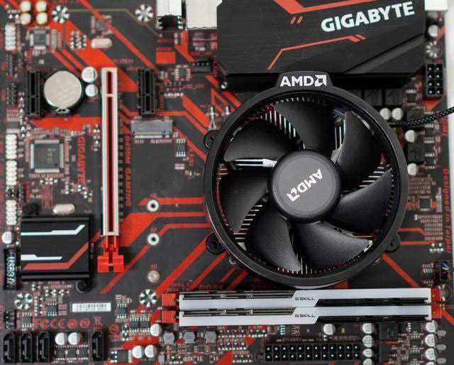 R3 3300X 與 i5-9400F游戲?qū)Ρ葴y(cè)試:玩游戲,該選誰(shuí)?