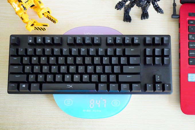 輕質反饋快,光效“誠”會玩——HyperX阿洛伊起源競技版紅軸鍵盤
