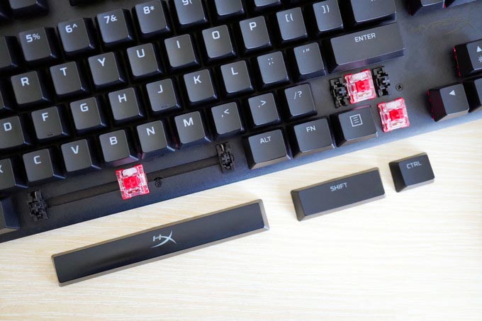 輕質反饋快,光效“誠”會玩——HyperX阿洛伊起源競技版紅軸鍵盤