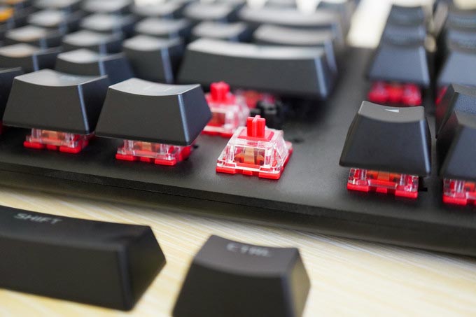 輕質反饋快,光效“誠”會玩——HyperX阿洛伊起源競技版紅軸鍵盤