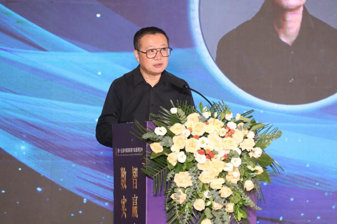 劉慈欣稱不介意修改三體遭AI反對(duì)：只要改得好看就行